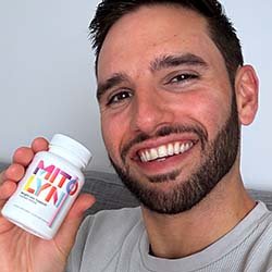 Man with renewed energy after taking Mitolyn, benefiting from its natural formula to improve health and burn fat.